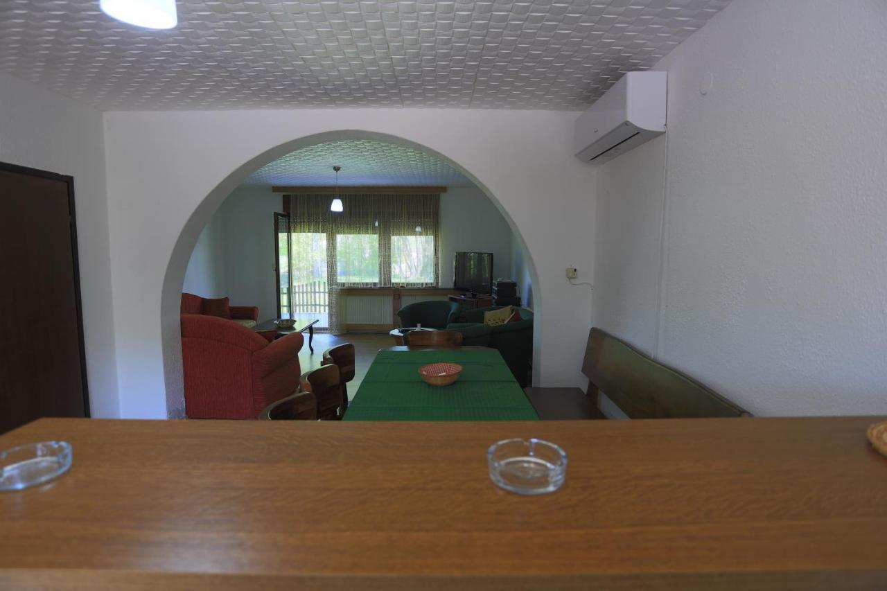 Villa Amigosranch à Kruševac Extérieur photo